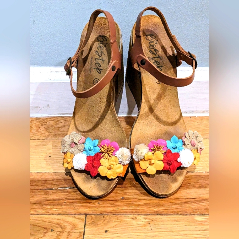 Beautiful Biostep Women's Floral Wedge Sandals - 9 - Picture 9 of 10